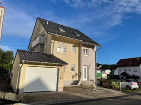 Ferienwohnung Blumenfeld